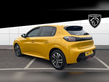 Used Peugeot 208 2023 for sale - 77946987: Photo