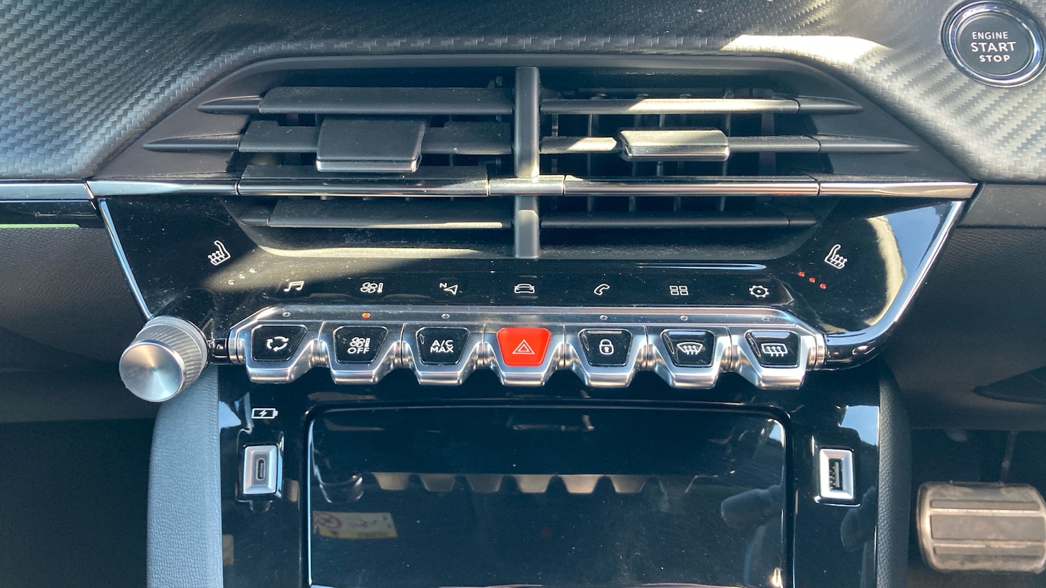 Used Peugeot 2008 2022 for sale - 78025949: Photo 28