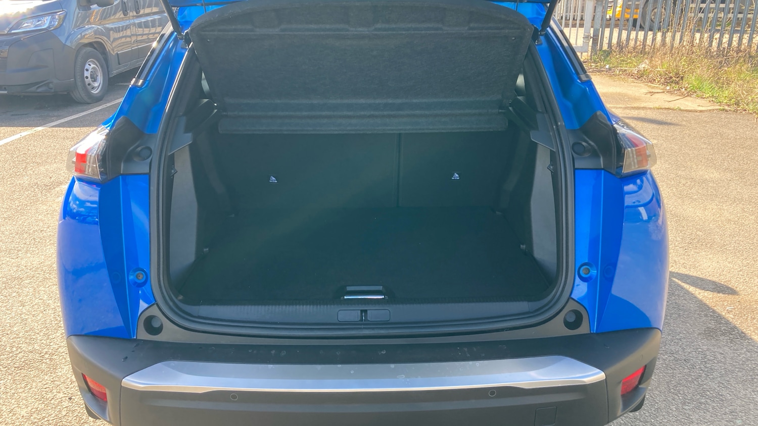 Used Peugeot 2008 2022 for sale - 78025949: Photo 4