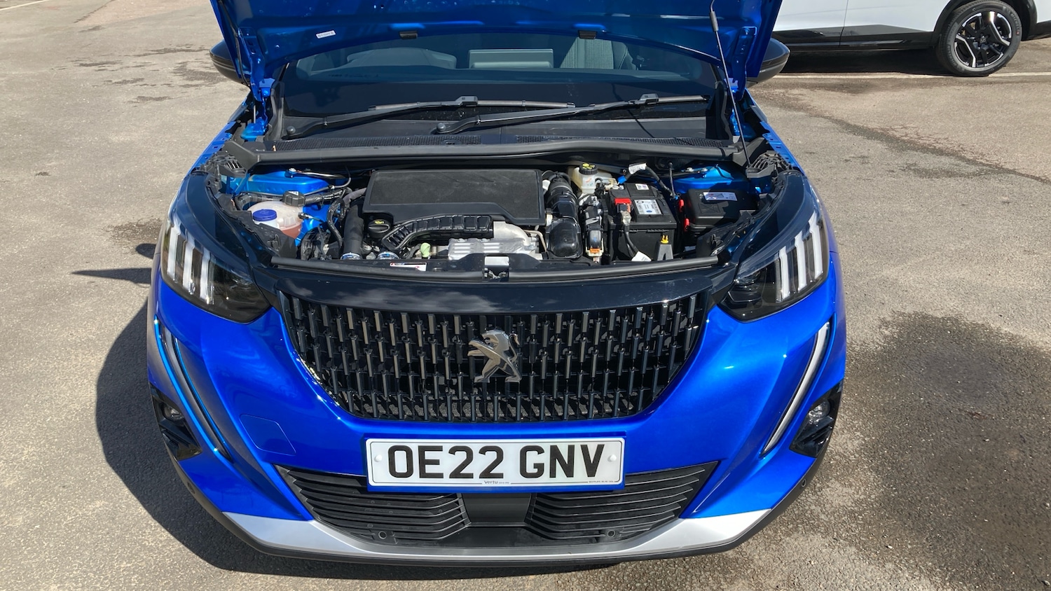 Used Peugeot 2008 2022 for sale - 78025949: Photo 8