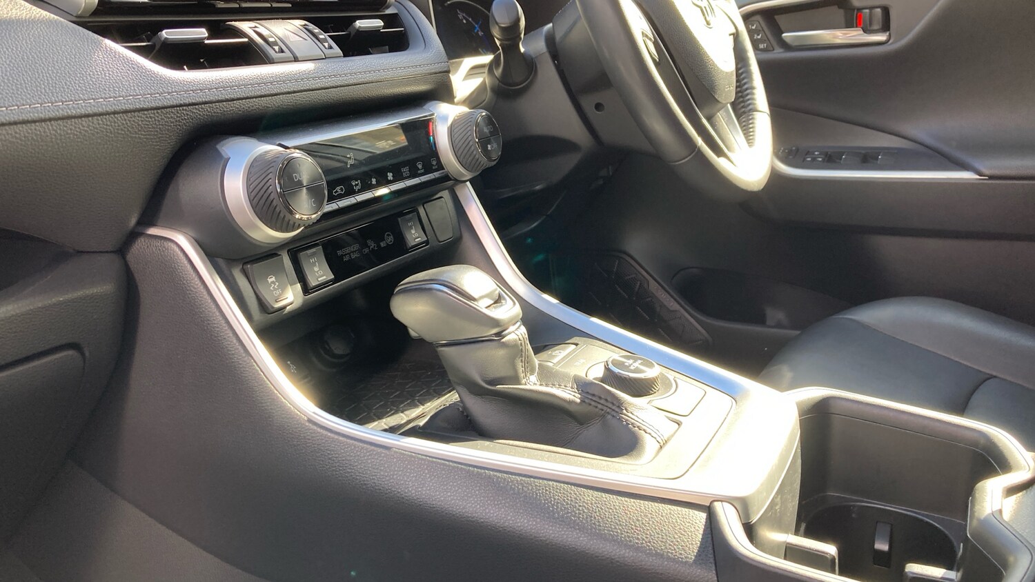 Used Toyota RAV4 2022 for sale - 76415650: Photo 13