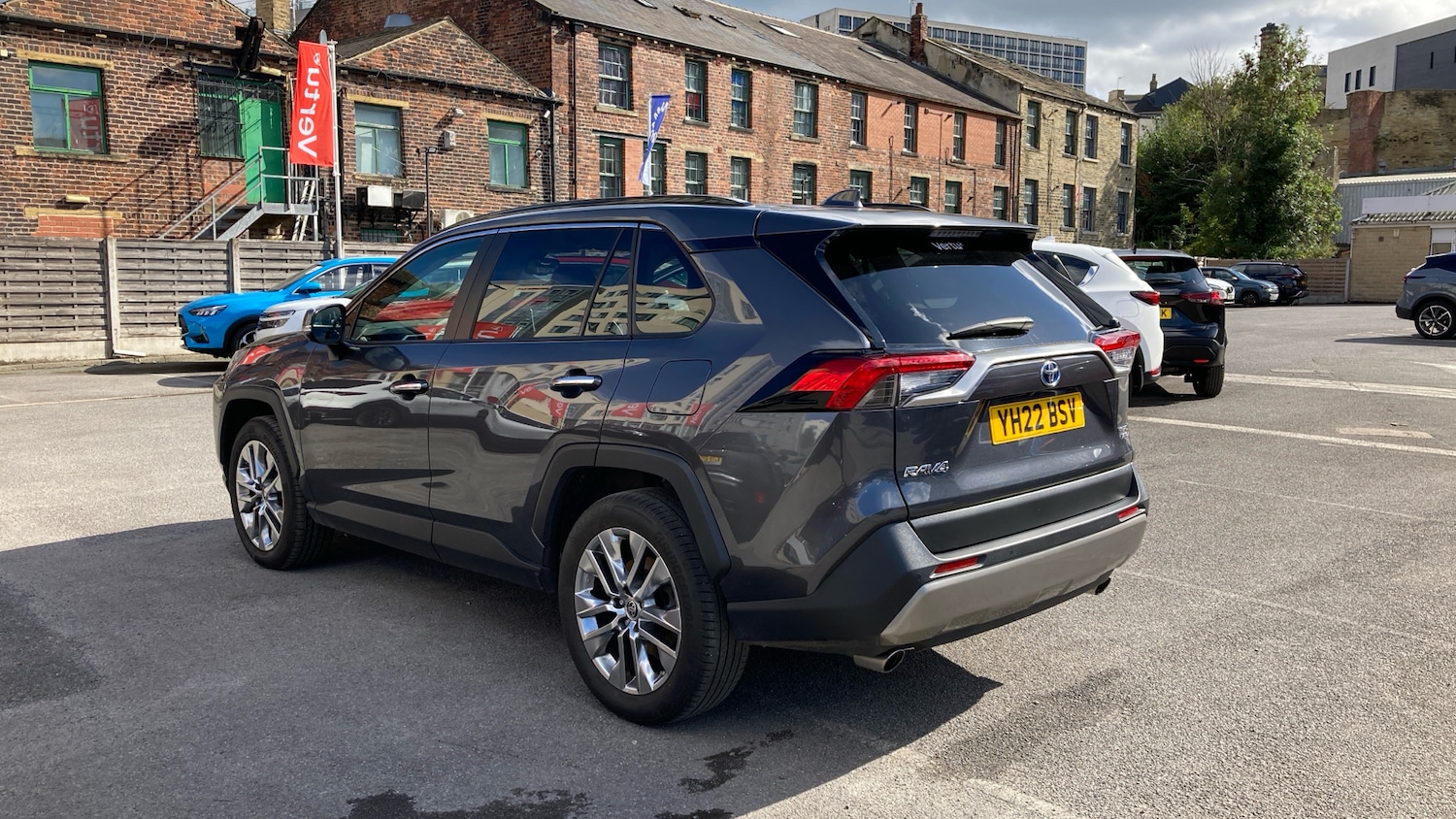 Used Toyota RAV4 2022 for sale - 76415650: Photo 17