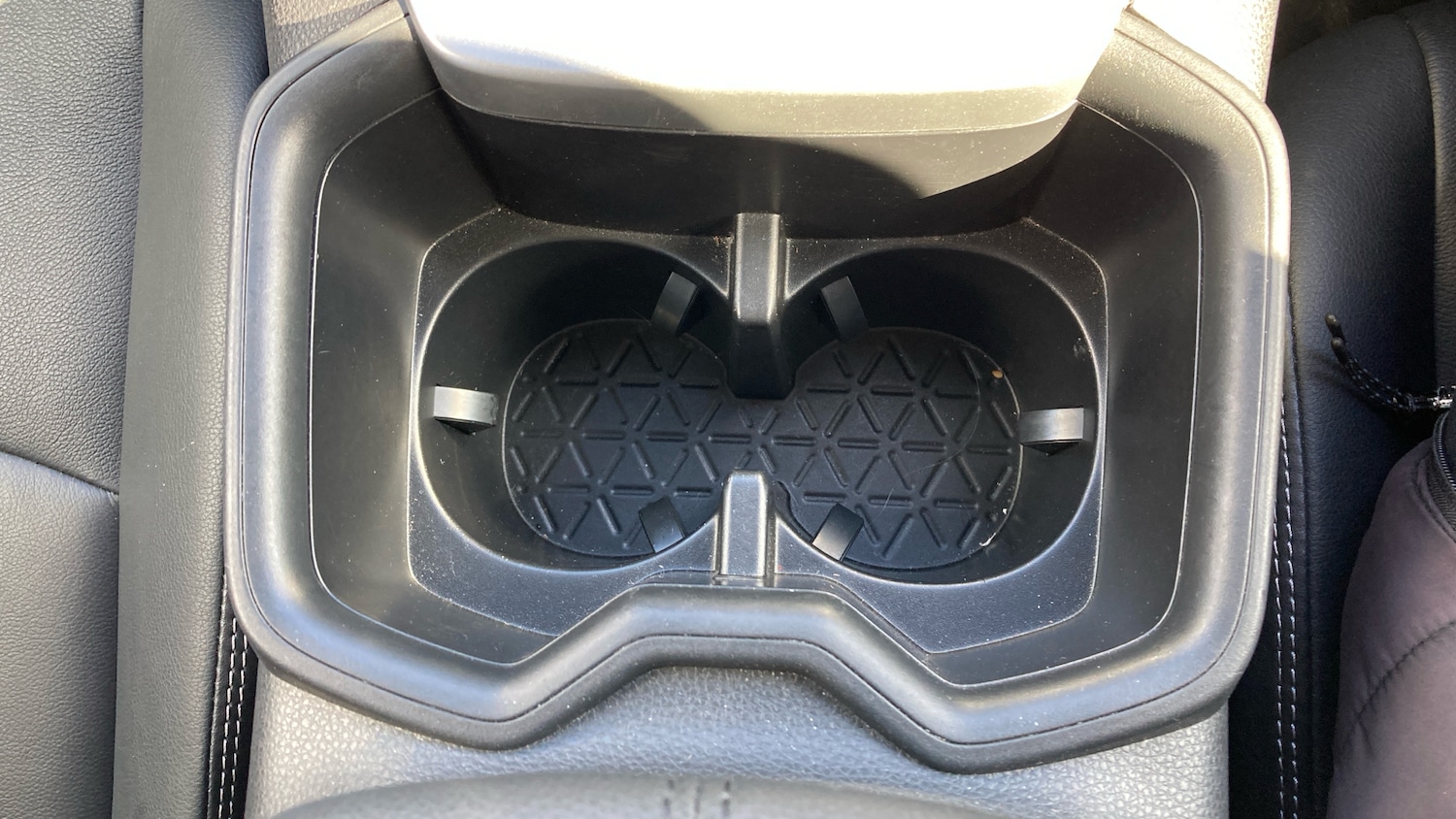 Used Toyota RAV4 2022 for sale - 76415650: Photo 24