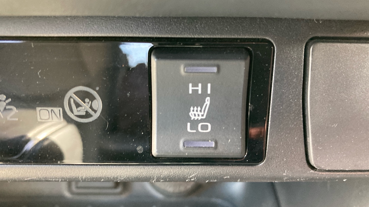 Used Toyota RAV4 2022 for sale - 76415650: Photo 35