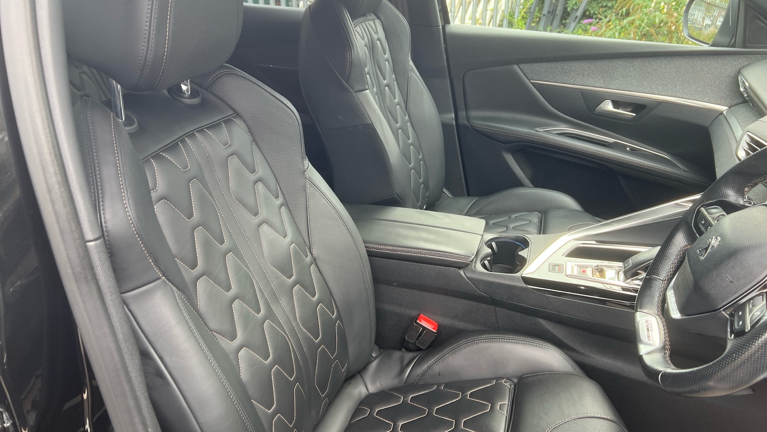 Used Peugeot 3008 2017 for sale - 76076296: Photo 28