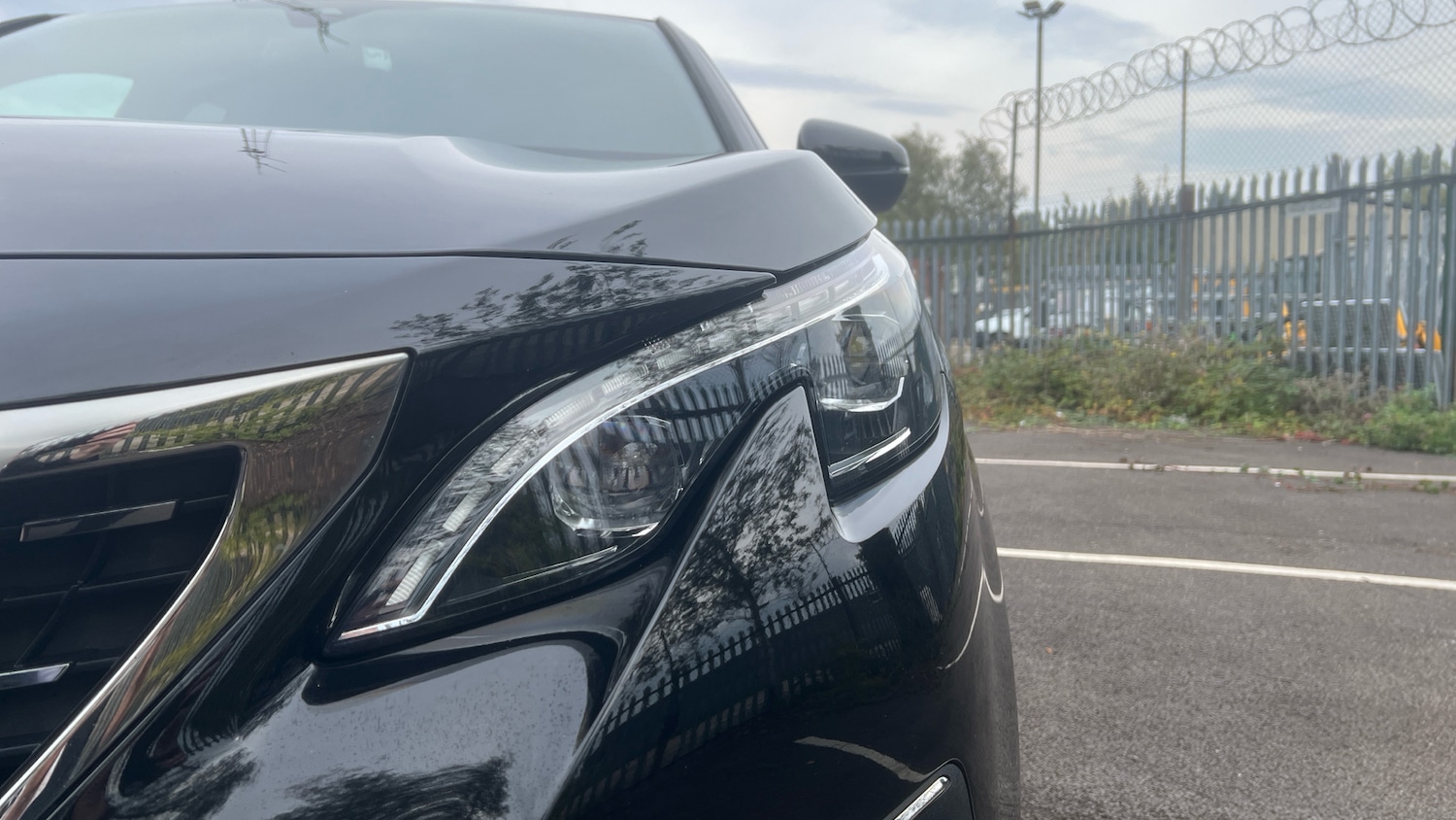 Used Peugeot 3008 2017 for sale - 76076296: Photo 42