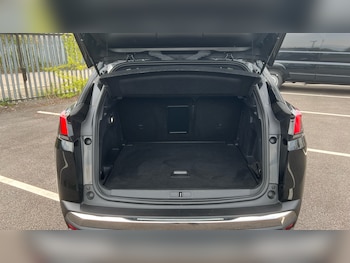 Used Peugeot 3008 2017 for sale - 76076296: Photo 4