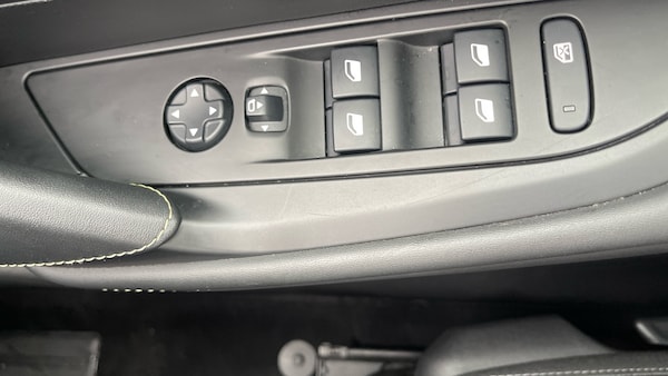 Used Peugeot 208 2020 for sale - 75994294: Photo 22