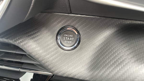 Used Peugeot 208 2020 for sale - 75994294: Photo 33