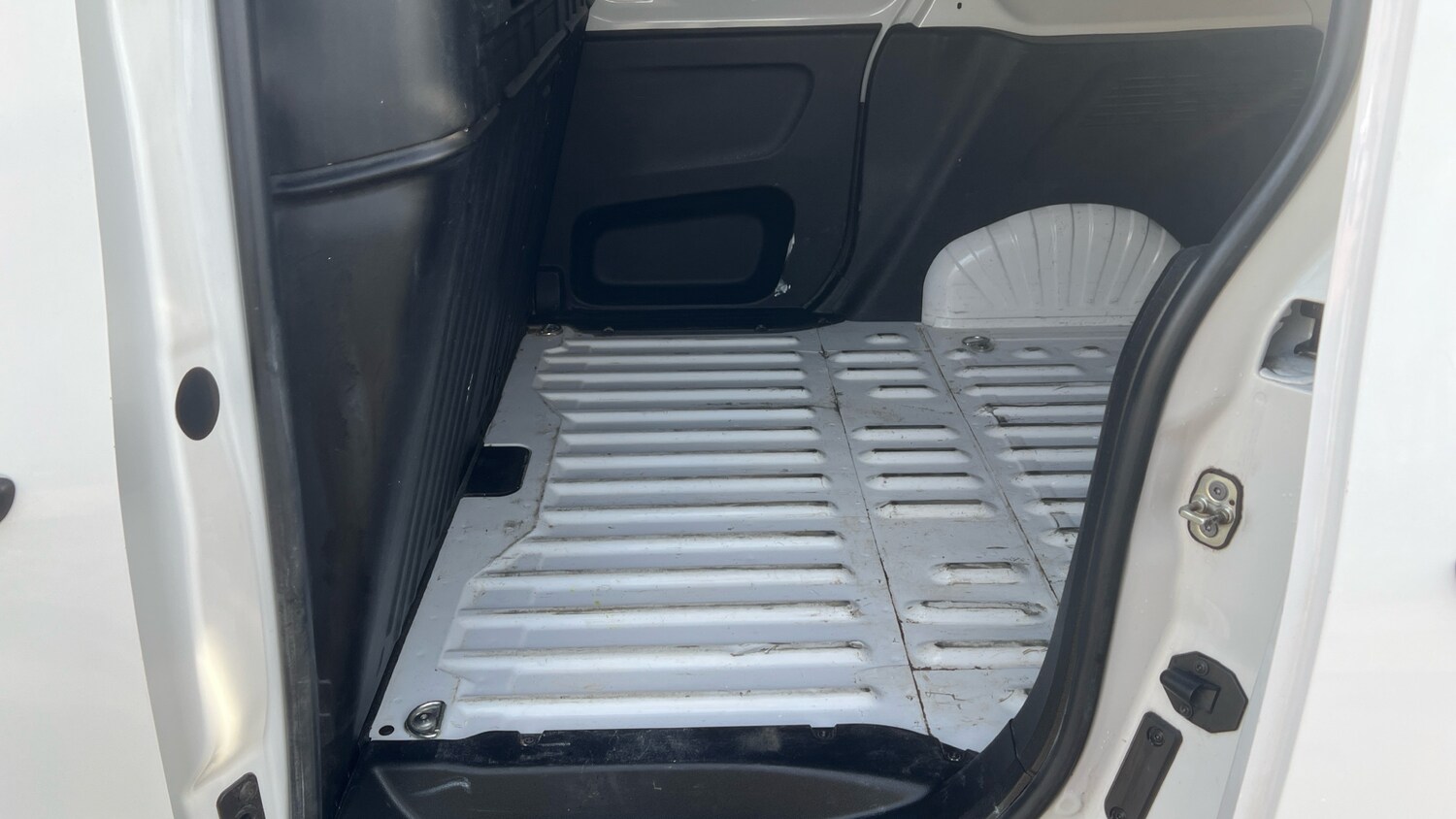 Used Vauxhall Combo 2023 for sale - 76340008: Photo 24