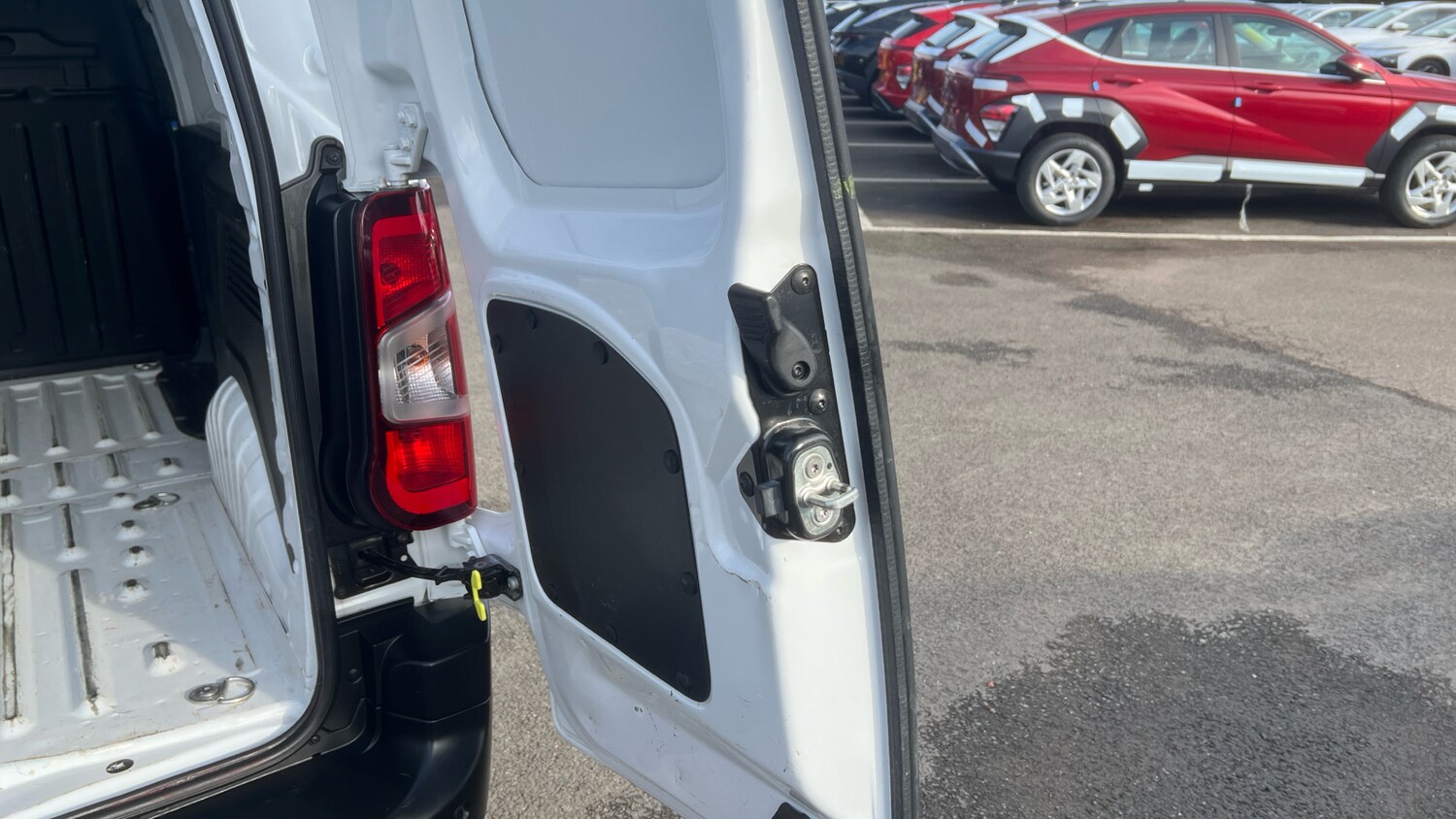 Used Vauxhall Combo 2023 for sale - 76340008: Photo 26