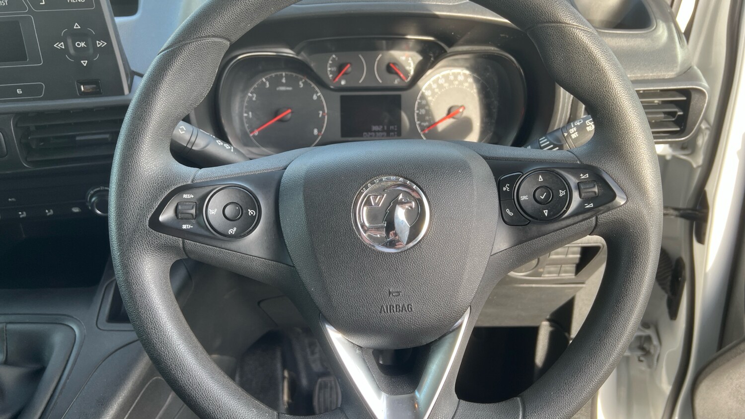 Used Vauxhall Combo 2023 for sale - 76340008: Photo 32