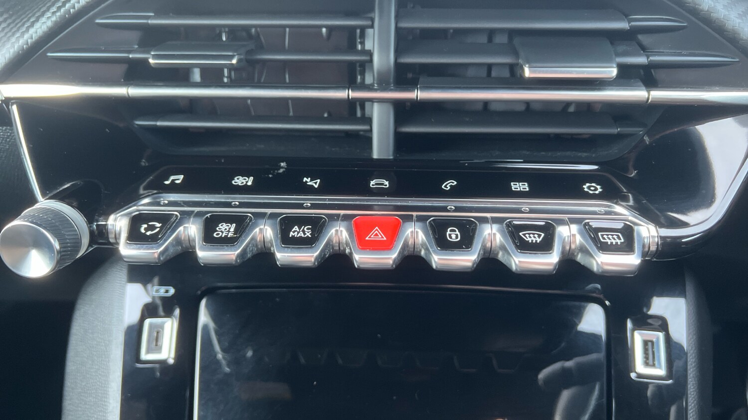 Used Peugeot 208 2022 for sale - 76638550: Photo 27