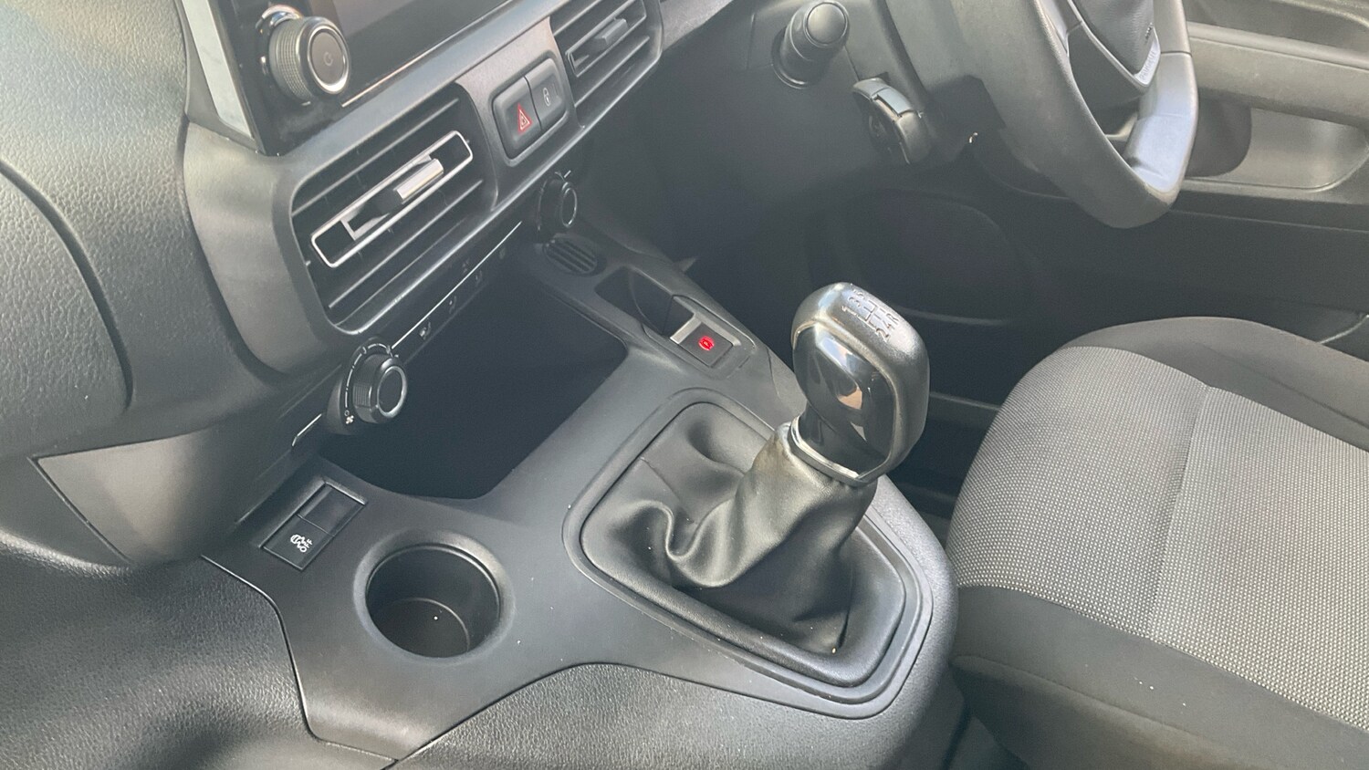 Used Peugeot Partner 2019 for sale - 78055595: Photo 13