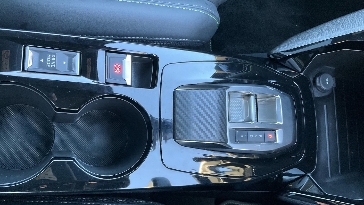 Used Peugeot 2008 2023 for sale - 76960628: Photo 27