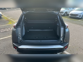 Used Peugeot 2008 2023 for sale - 77517429: Photo