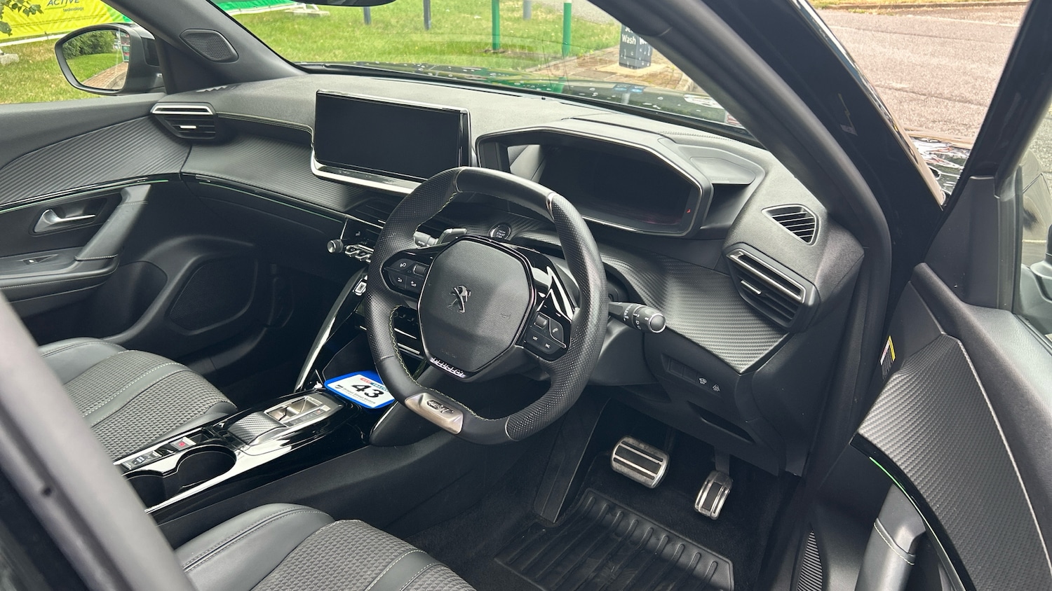 Used Peugeot 2008 2023 for sale - 76430713: Photo 11