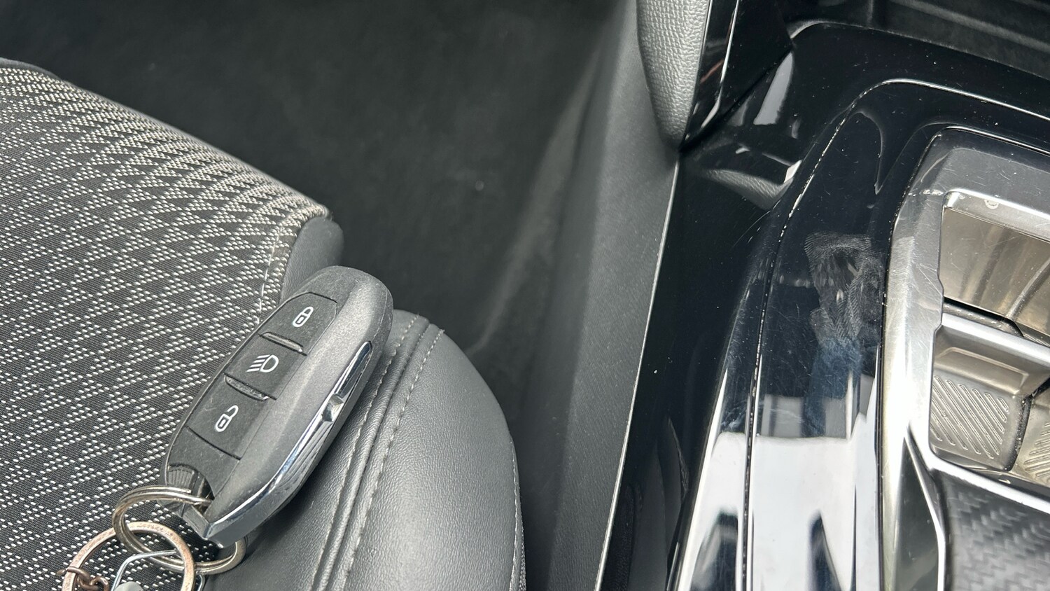 Used Peugeot 2008 2023 for sale - 76430713: Photo 20