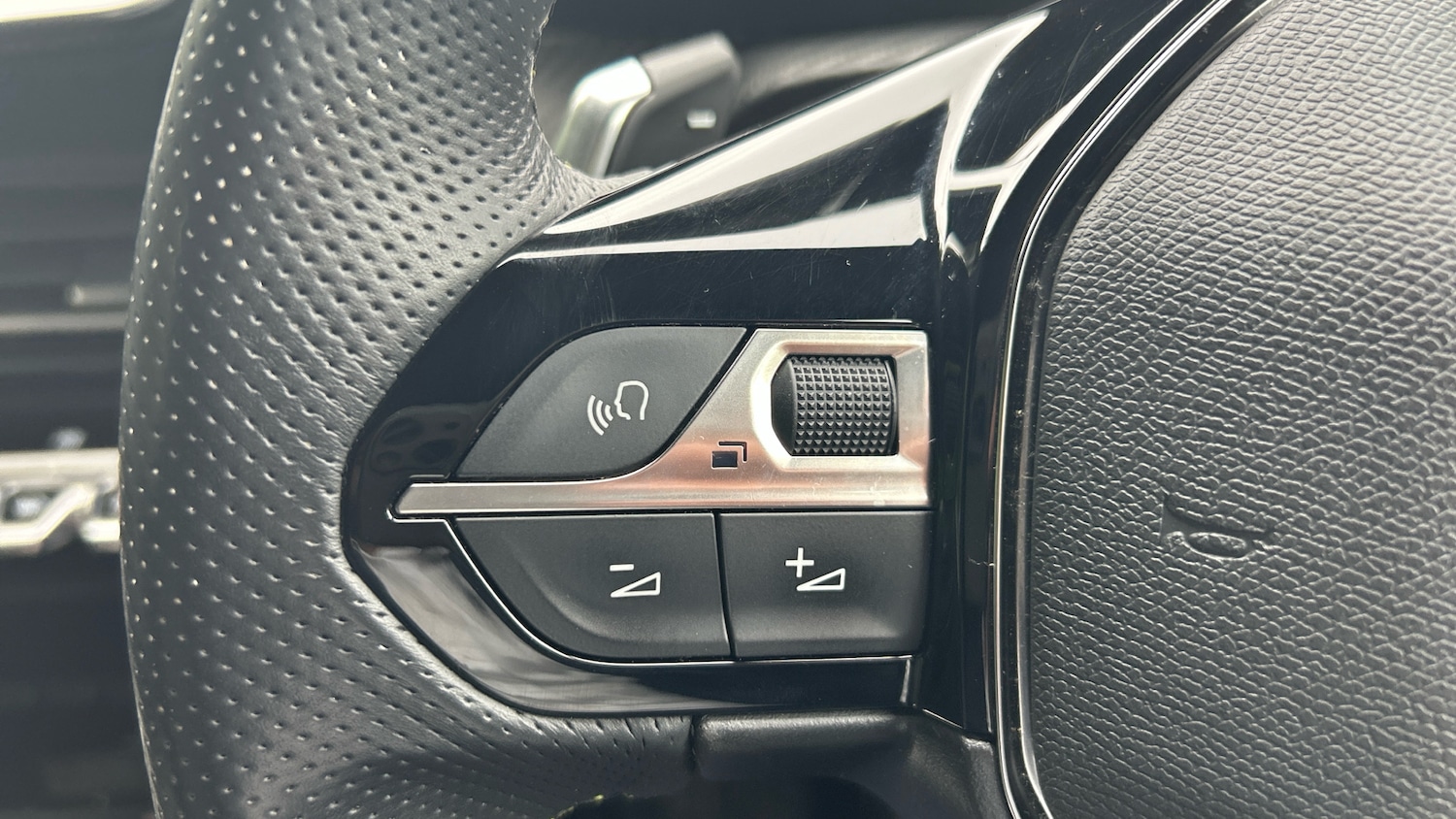 Used Peugeot 2008 2023 for sale - 76430713: Photo 23