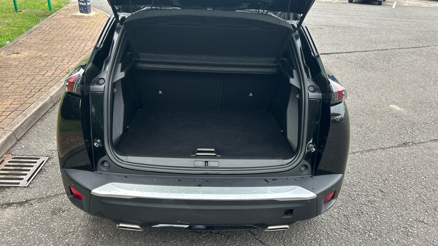 Used Peugeot 2008 2023 for sale - 76430713: Photo 4