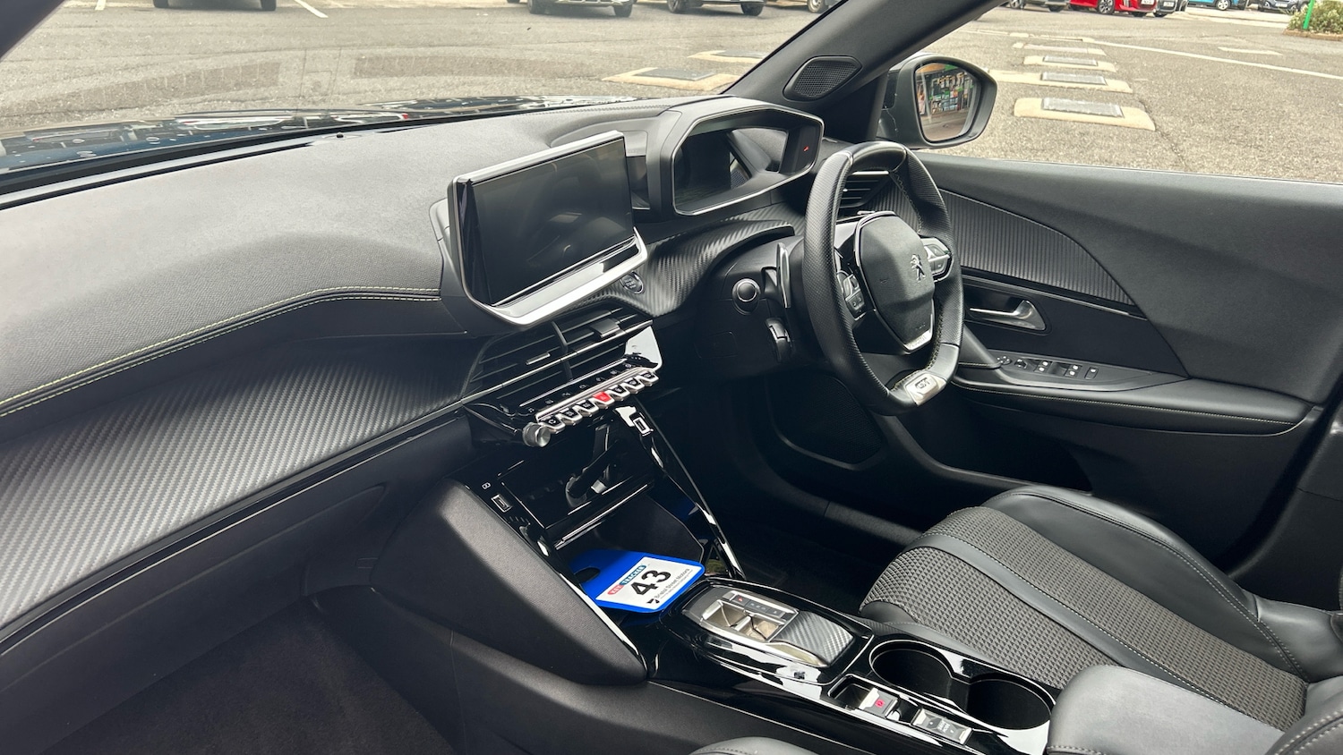 Used Peugeot 2008 2023 for sale - 76430713: Photo 9