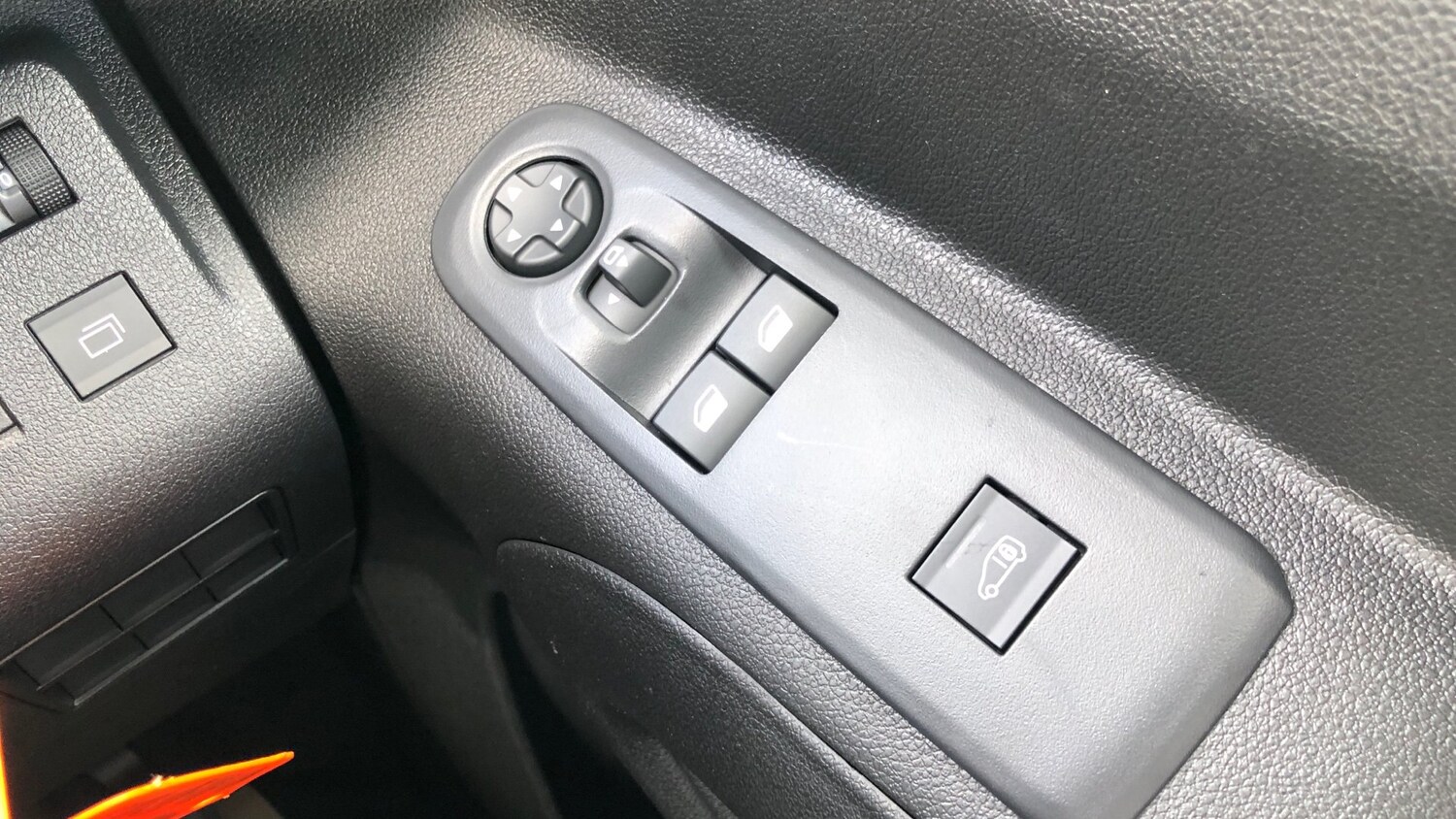 Vehicle 33
