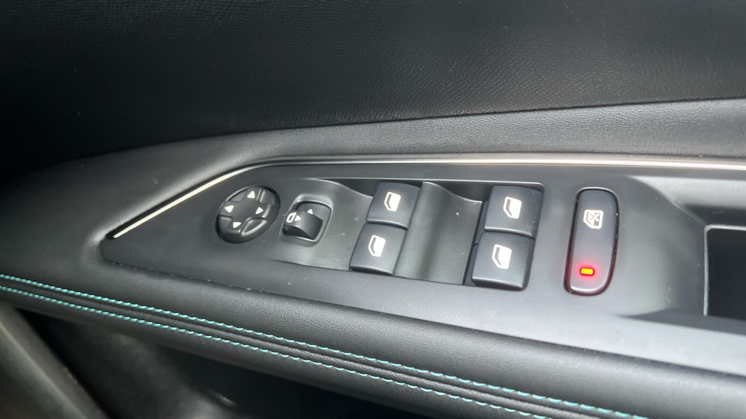 Used Peugeot 3008 2022 for sale - 77115795: Photo 36