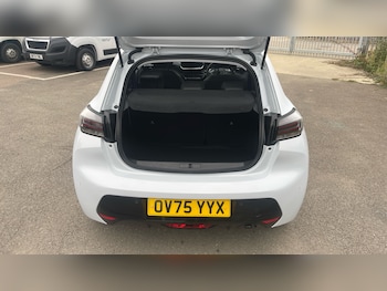 Used Peugeot 208 2025 for sale - 76219631: Photo 4