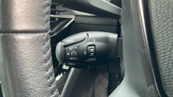 Used Peugeot 208 2025 for sale - 75555986: Photo 32