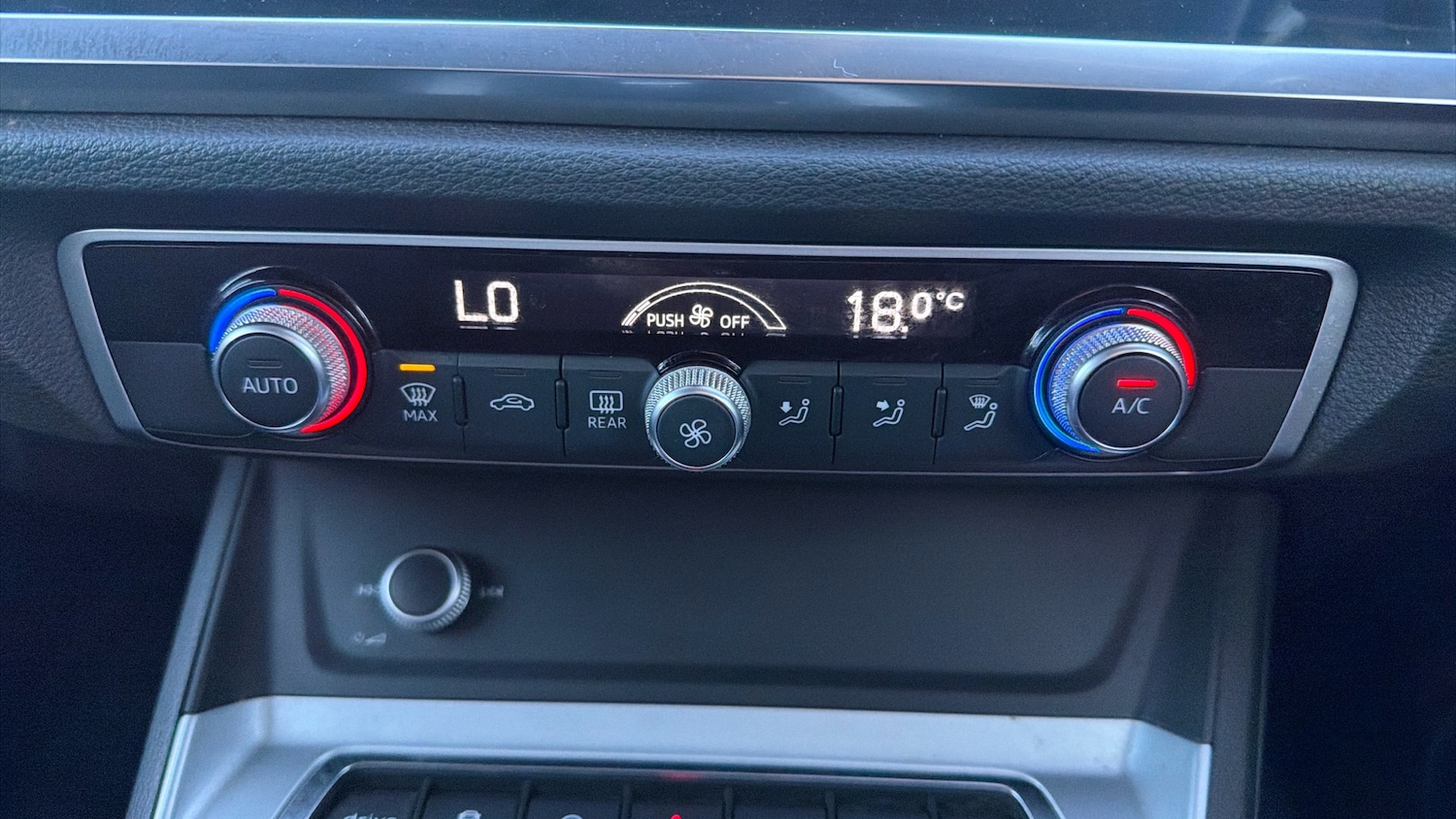 Used Audi Q3 2020 for sale - 77300296: Photo 21