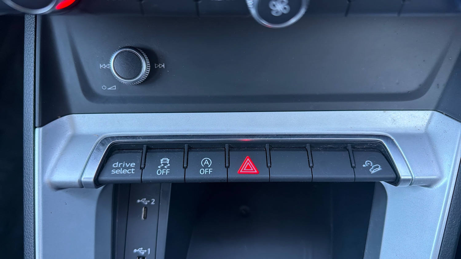 Used Audi Q3 2020 for sale - 77300296: Photo 36