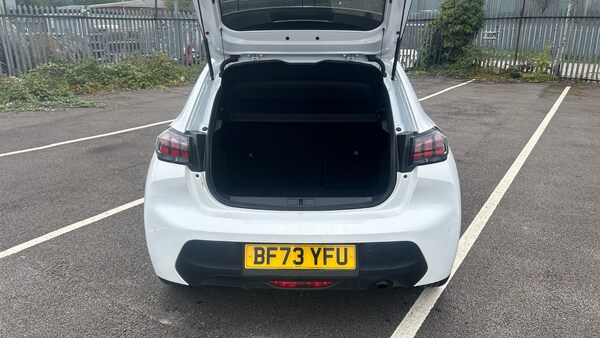Used Peugeot 208 2023 for sale - 75995685: Photo 4