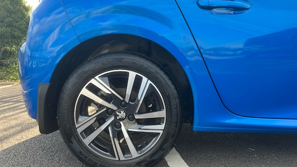 Used Peugeot 208 2023 for sale - 76193063: Photo 7