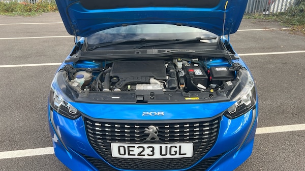 Used Peugeot 208 2023 for sale - 76193063: Photo 8