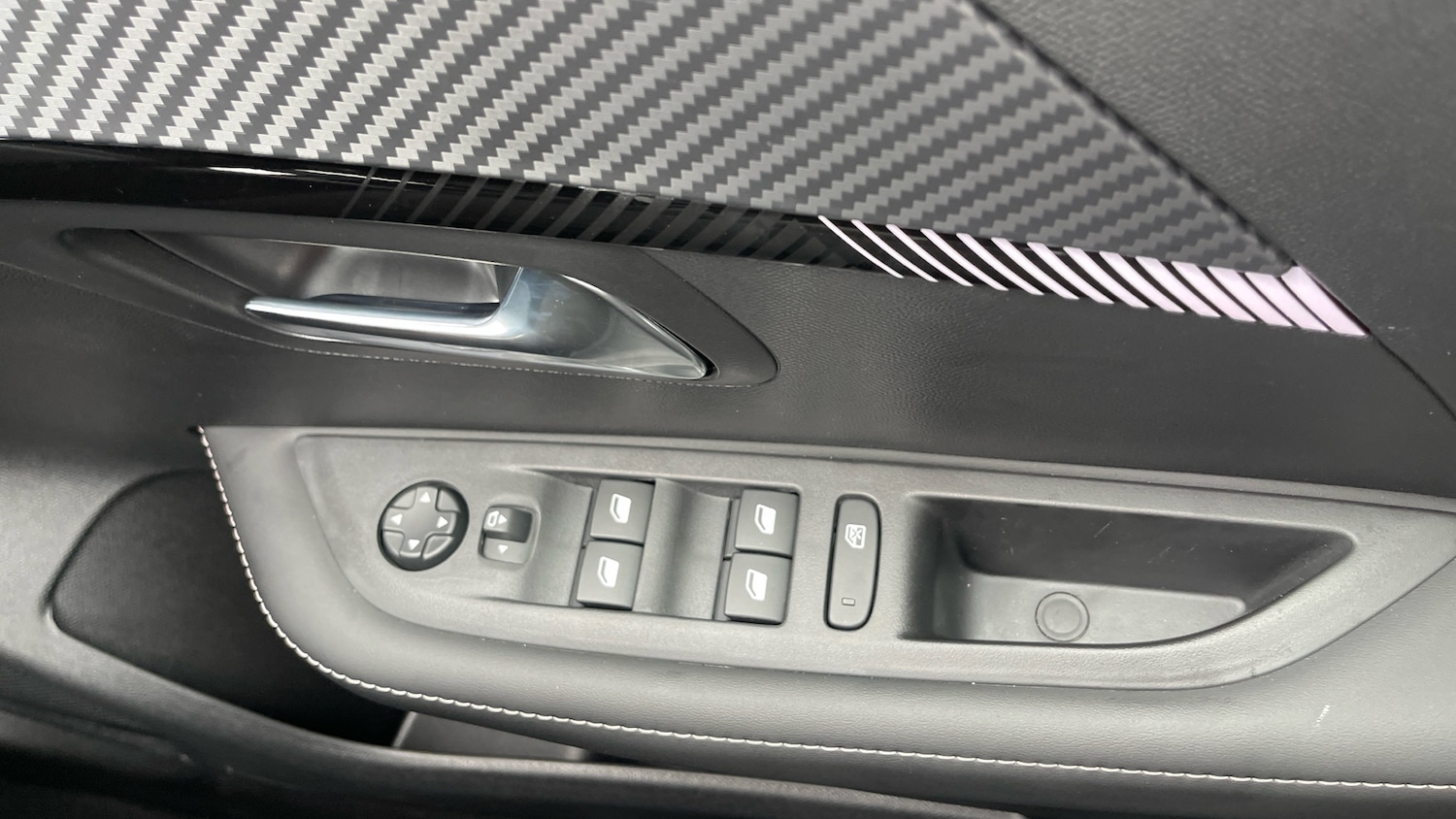 Used Peugeot 208 2025 for sale - 77094369: Photo 32