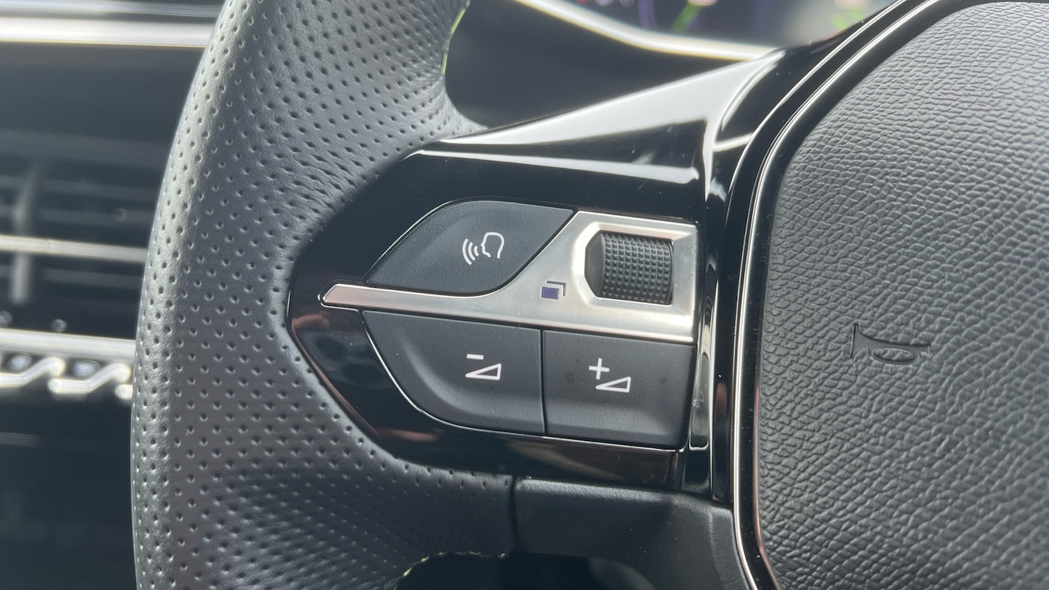 Used Peugeot 208 2024 for sale - 77377946: Photo 21