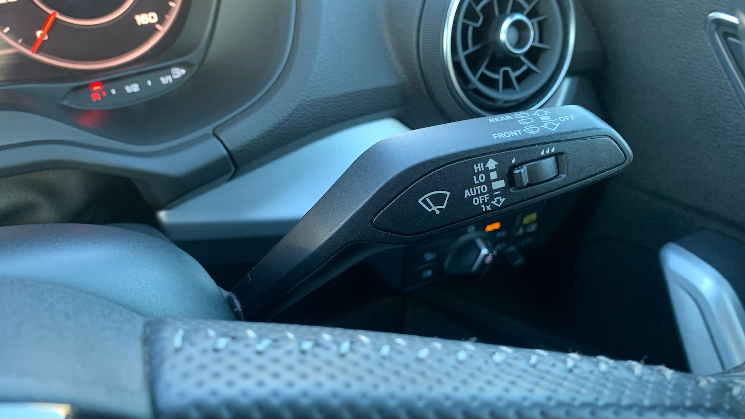 Used Audi Q2 2018 for sale - 76694165: Photo 33