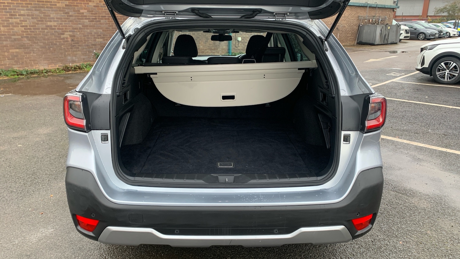 Used Subaru Outback 2023 for sale - 76557298: Photo 4