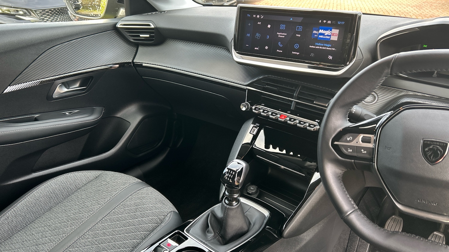 Used Peugeot 208 2024 for sale - 77652952: Photo 14