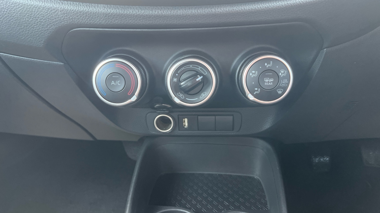 Used Toyota Aygo X 2022 for sale - 76918796: Photo 24