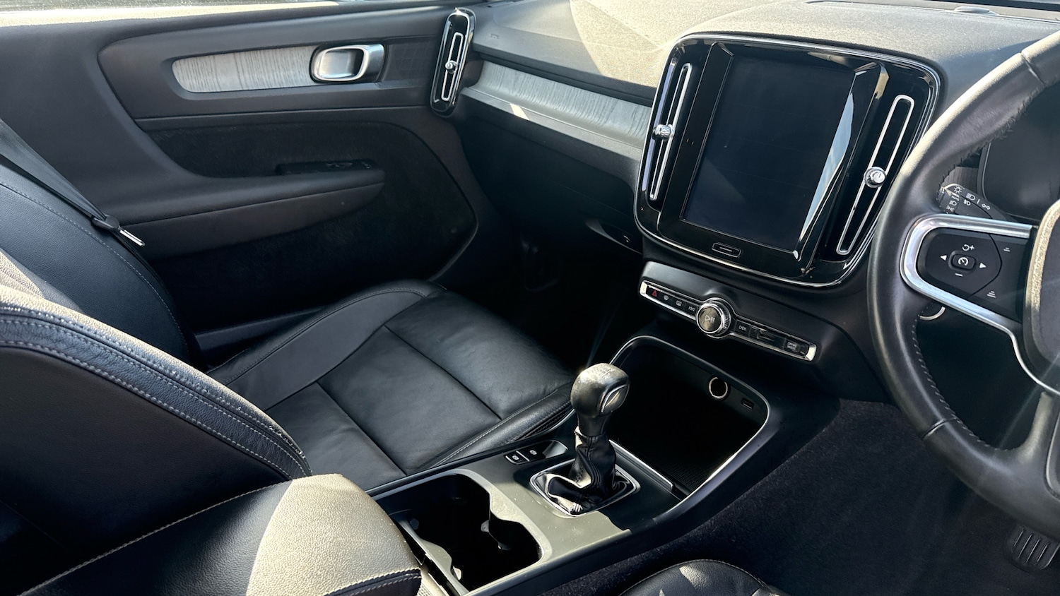 Used Volvo XC40 2020 for sale - 76412405: Photo 14