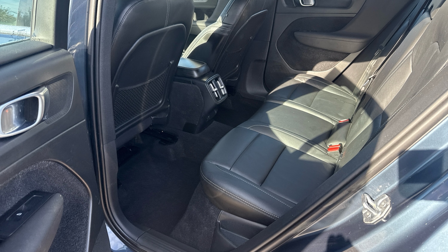 Used Volvo XC40 2020 for sale - 76412405: Photo 16