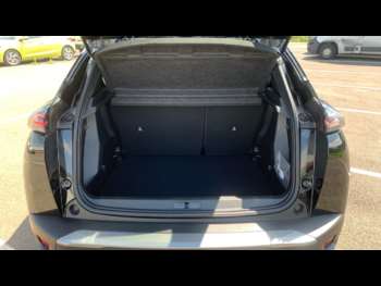 Used Peugeot 2008 2025 for sale - 74982007: Photo
