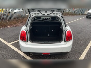 Used MINI Hatch 2018 for sale - 77461108: Photo