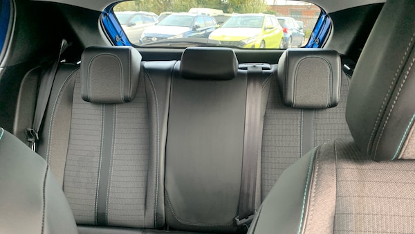 Used Peugeot 208 2021 for sale - 76234635: Photo 15