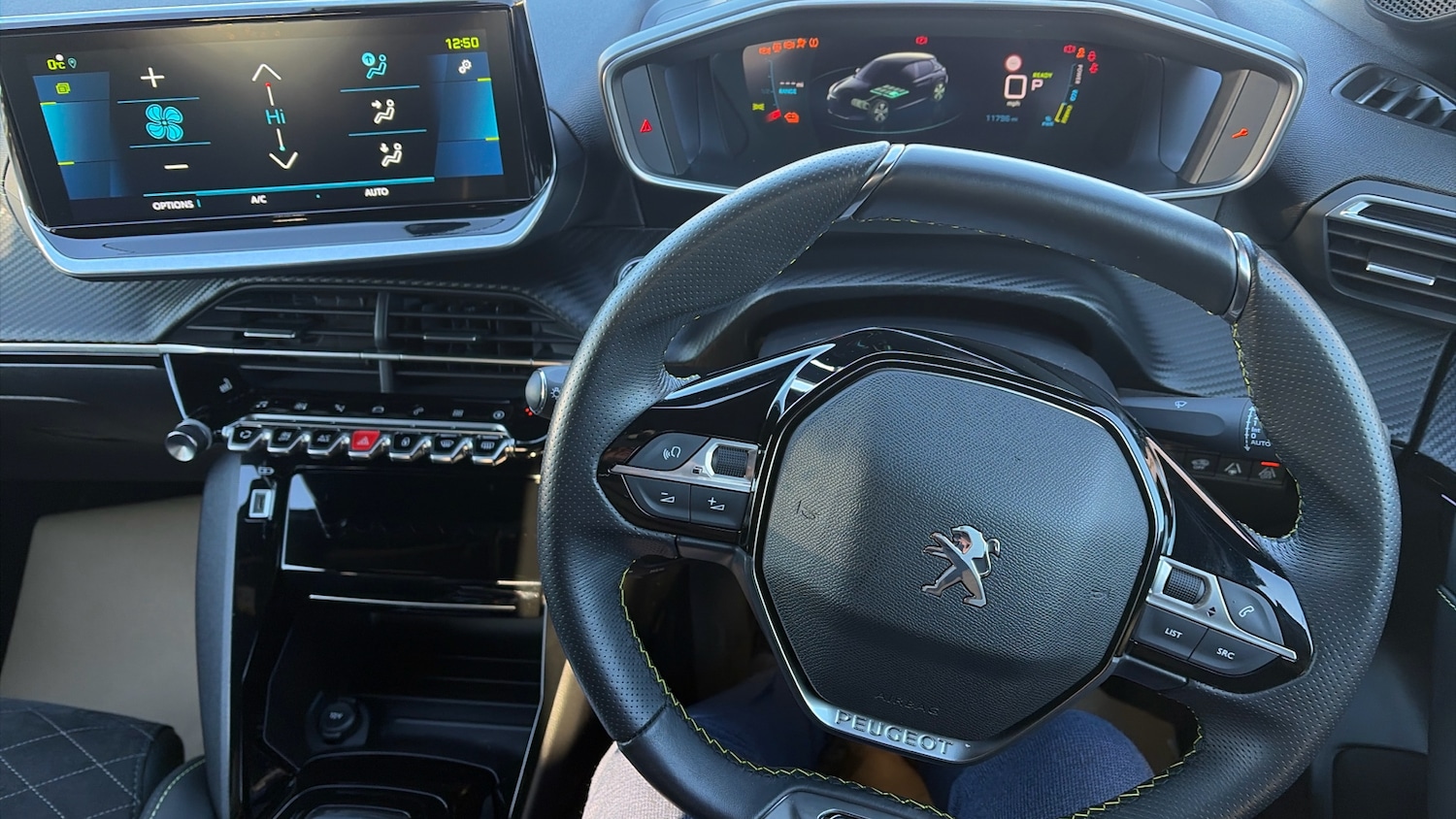Used Peugeot 208 2023 for sale - 77086470: Photo 10