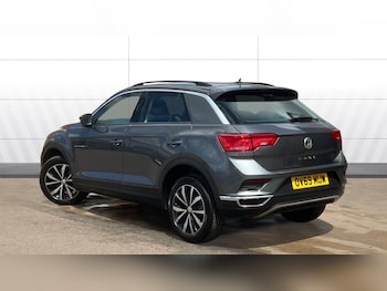 Used Volkswagen T-Roc 2019 for sale - 78971664: Photo