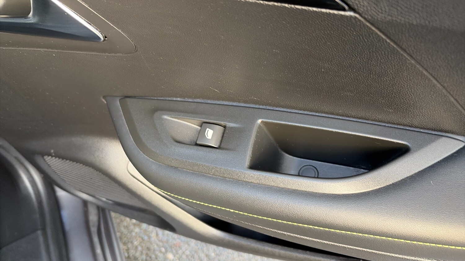 Used Peugeot 2008 2022 for sale - 76389435: Photo 24