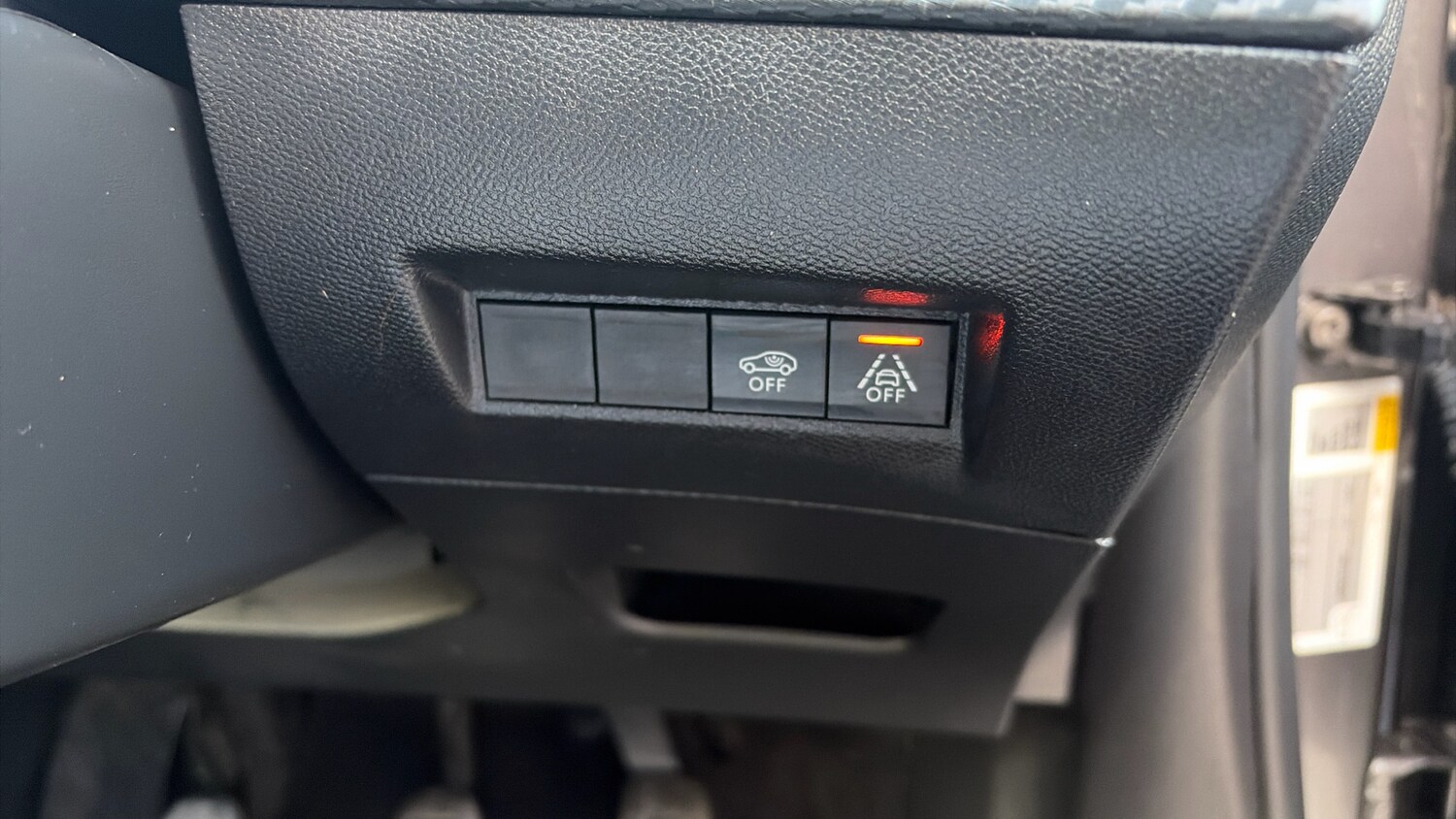 Used Peugeot 2008 2022 for sale - 76389435: Photo 30