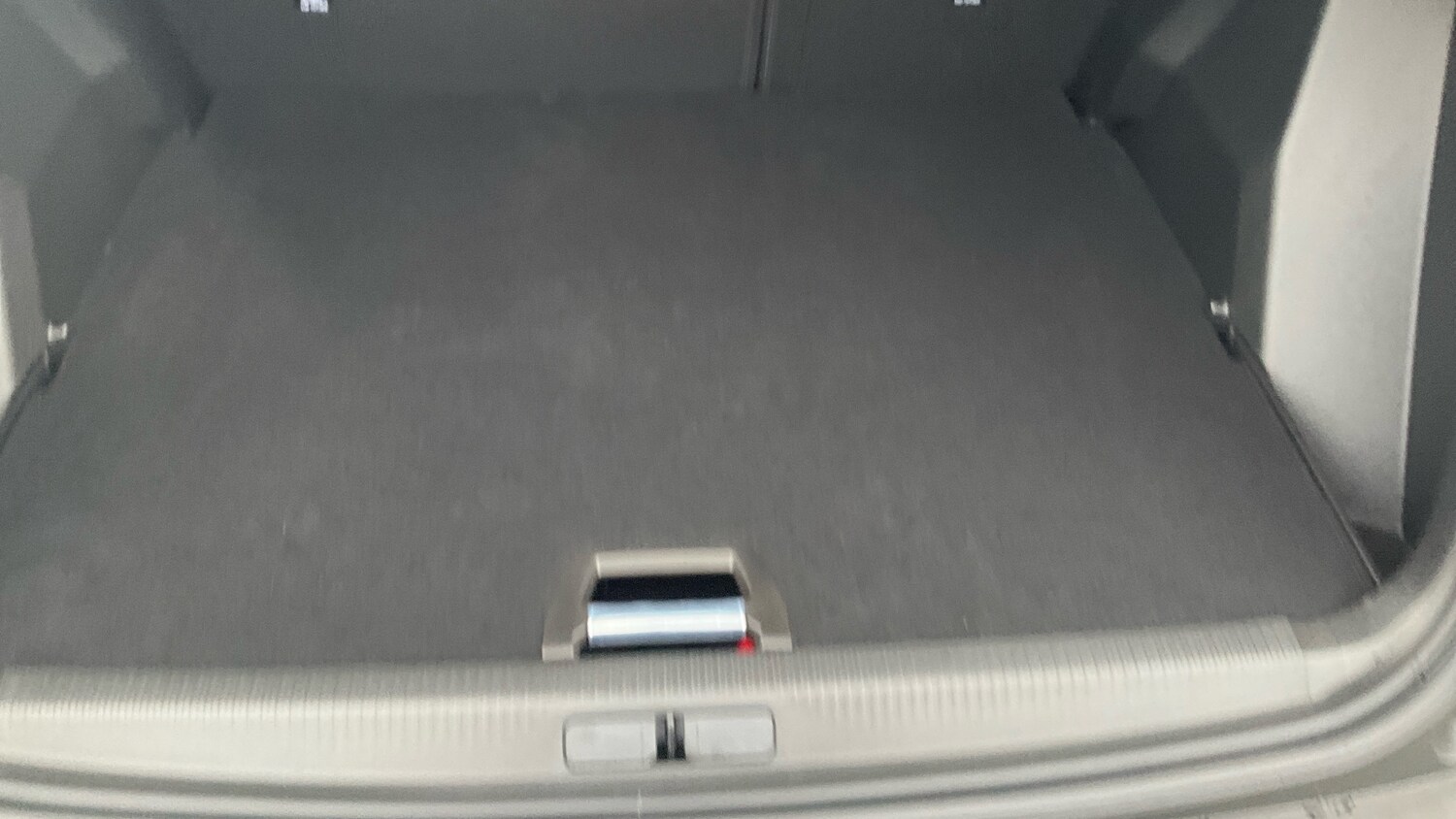 Used Peugeot 2008 2025 for sale - 77915902: Photo 41